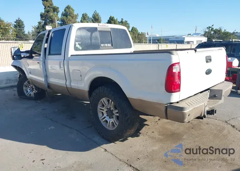 2013 Ford F-250 Lariat из США, поврежденный, VIN 1FT7W2BT6DEA65668